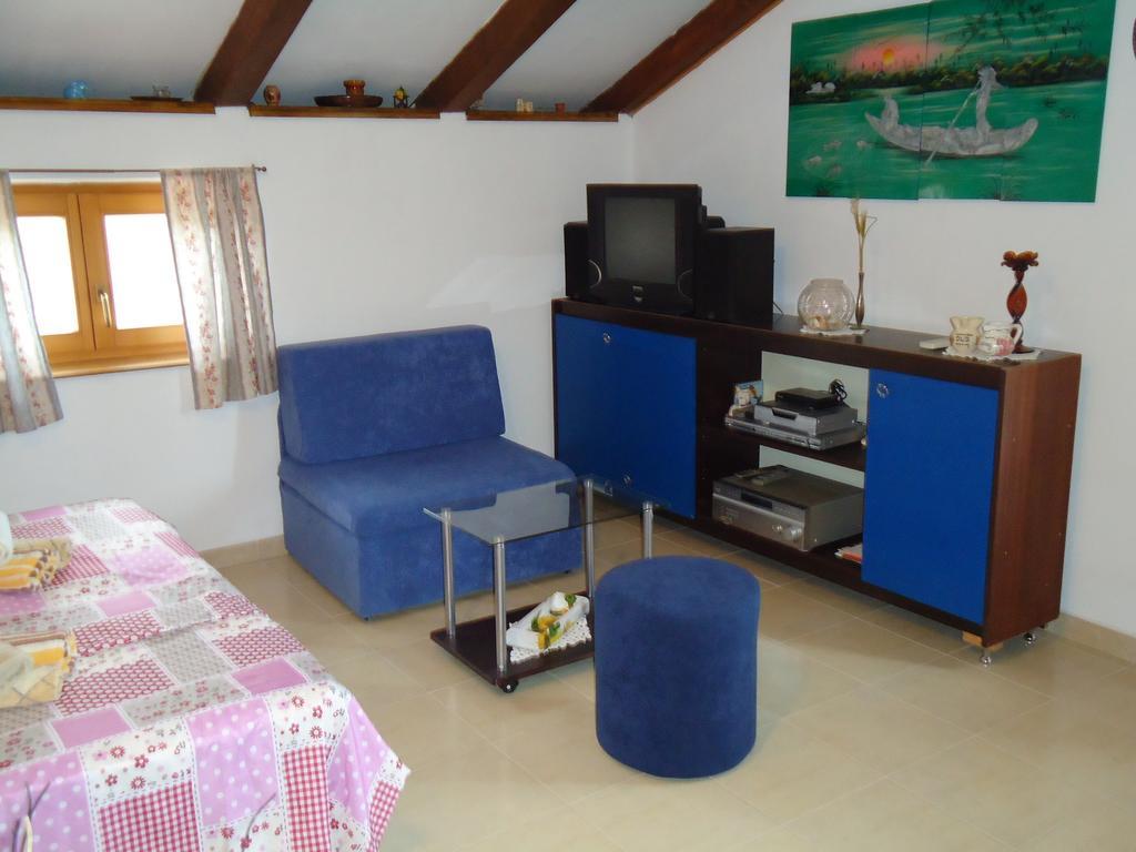 Studio Apartment Nera Rovinj Kamer foto