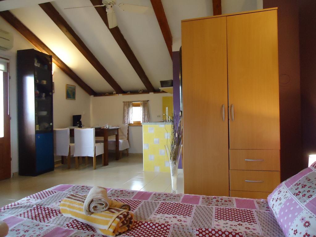 Studio Apartment Nera Rovinj Kamer foto
